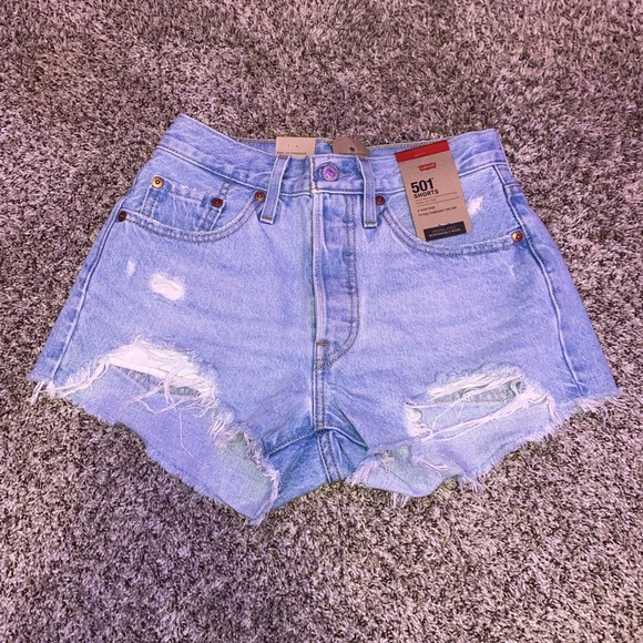 Levi's Pants - Levi’s 501 Jean Shorts Size 24 Lightwash